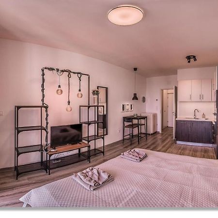 Waterfront Boutique Suite Budapest Exteriör bild